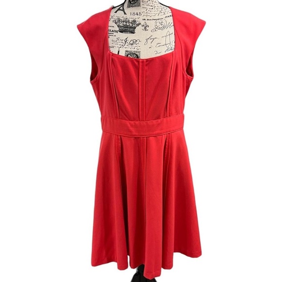 VINCE CAMUTO SZ 4. Orange fit and flared very tapered Boutique Dress - Picture 1 of 11